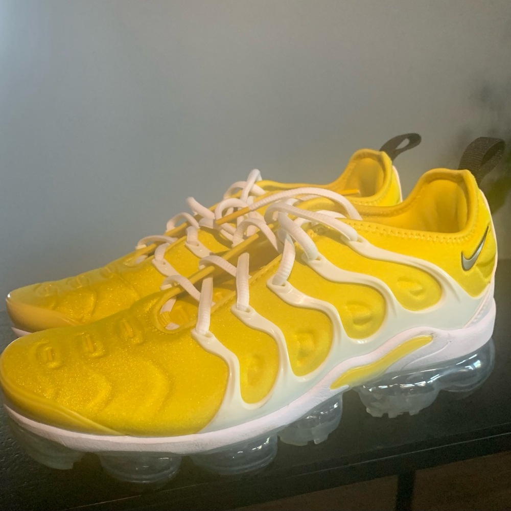 Nike Yellow Sneakers with Air Max Cushioning